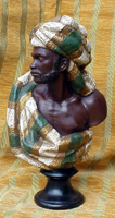 BUSTE D'HOMME ORIENTALISTE EN TERRE CUITE