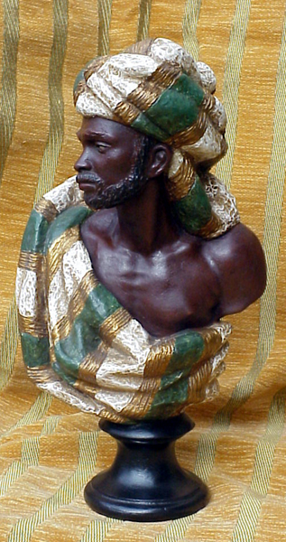 BUSTE D'HOMME ORIENTALISTE EN TERRE CUITE